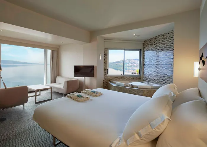 Richmond Nua Wellness Spa - Adult Only